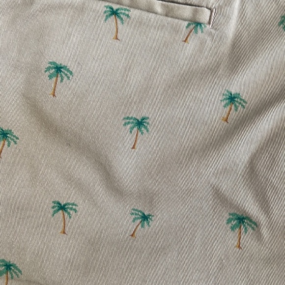 New! J.Crew factory mens SZ 34, khaki shorts with palm trees. - Picture 6 of 7